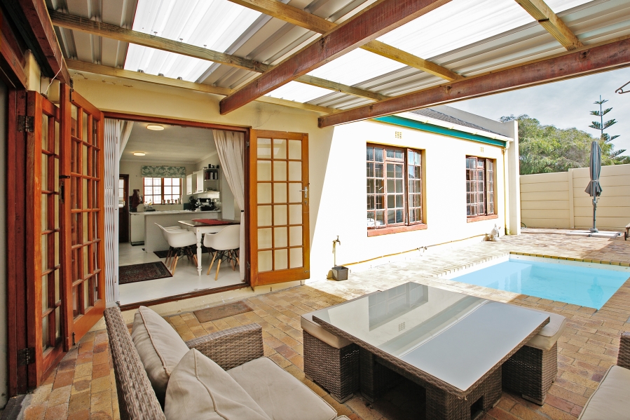 3 Bedroom Property for Sale in Fish Hoek Western Cape